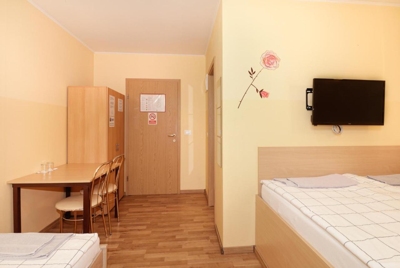 Beg Rooms Μαριμπόρ Εξωτερικό φωτογραφία
